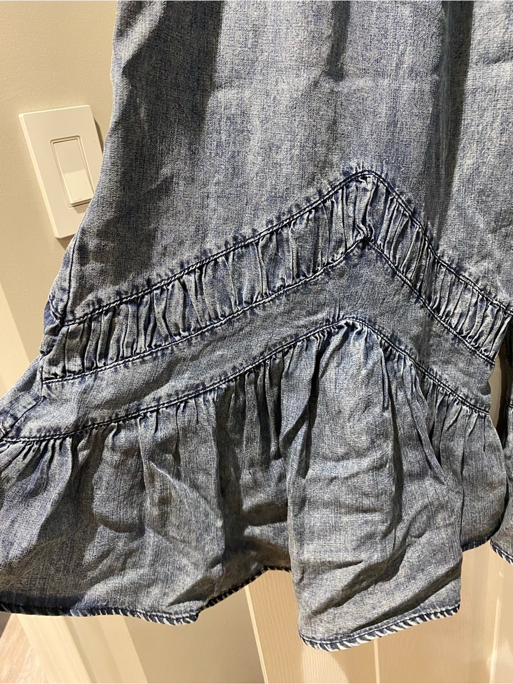 Washed Blue Wide-Leg Ruffle Hem Pants - Picture 8 of 9